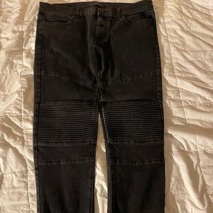 No Boundaries Biker Jeans
